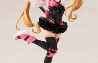 lucky-chloe-kotobukiya2