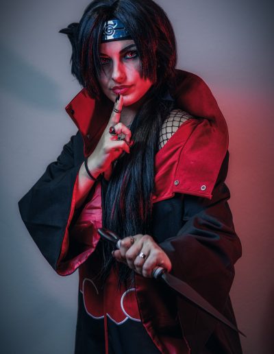 Itachi Uchiha (Naruto) - Modèle : Sonia de Andrade - Commenjouer.fr